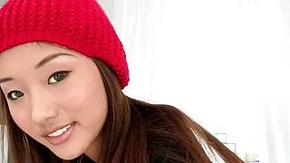 Minyon Asyalı horoz severler güzel yüzlü boşalma